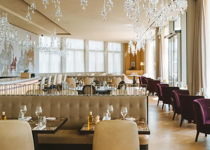 Royal Champagne Hotel & Spa